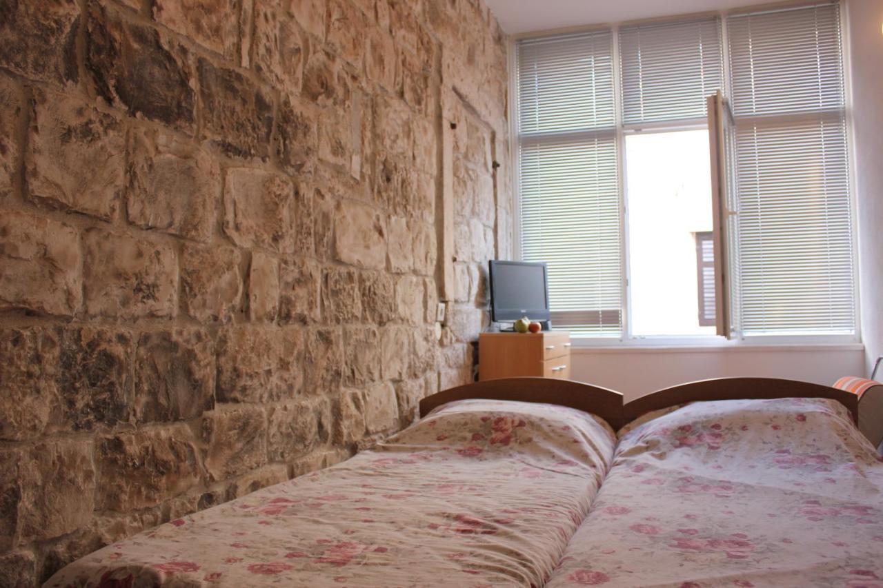 Lira - Studio Apartment Трогир Экстерьер фото